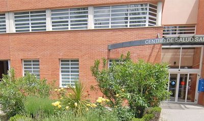 Acuerdo para recuperar casi en su totalidad el servicio de matrona por las tardes en el Centro de Salud «San Fernando II»
