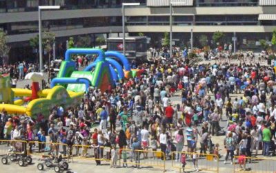 Multitudinaria Fiesta de la Infancia en la Plaza Fábrica de Paños