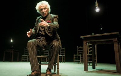 Sábado 12 de Diciembre: Teatro «Cómico»