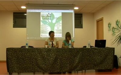 Visualice la charla-coloquio «La atención a las personas refugiadas desde la UE»