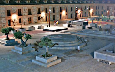 La plaza de España vuelve a ‘brillar’