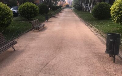 Arrancan los trabajos de mejora y adecuación de los caminos de los bulevares y de las zonas terrizas en varios parques
