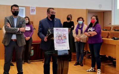 El Salón de Plenos acoge el acto institucional por el 8 de Marzo