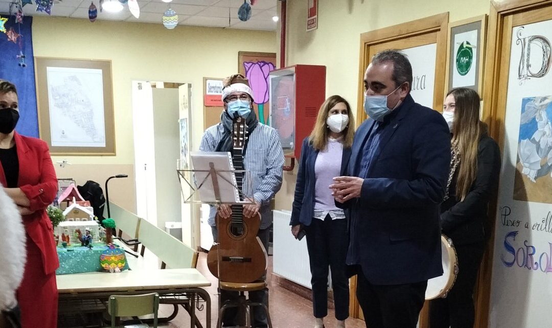 Impresionante Belén elaborado con plastilina por el CEIP Miguel Hernández que recrea San Fernando de Henares