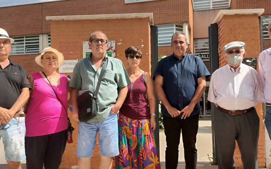 Javier Corpa, alcalde de San Fernando de Henares: “Estamos asistiendo al desmantelamiento de la Atención Primaria y esto obedece a una estrategia de la Comunidad de Madrid, consistente en deteriorar lo público para obligar a los/as madrileños/as a acudir a seguros privados, a tener derecho a la salud en función de su billetera”