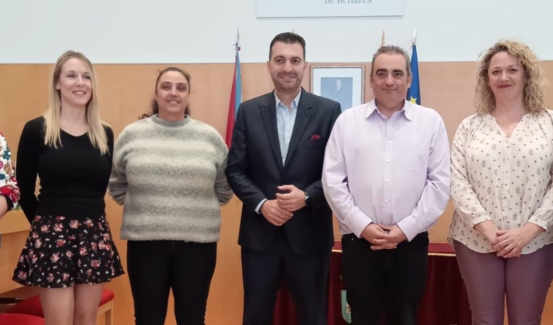 ‘Luz verde’ a una propuesta del equipo del equipo de Gobierno para desbloquear la situación de plaza de España