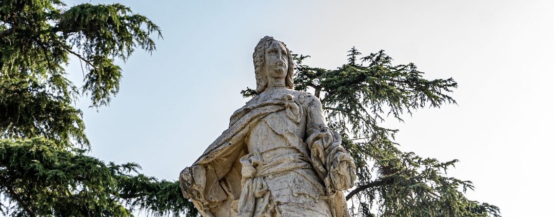 Trabajos para la restauración y conservación de la estatua de Fernando VI