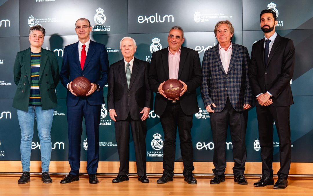 El Ayuntamiento de San Fernando de Henares, la Fundación Real Madrid y Exolum renuevan su colaboración para continuar con la Escuela SocioDeportiva de fútbol