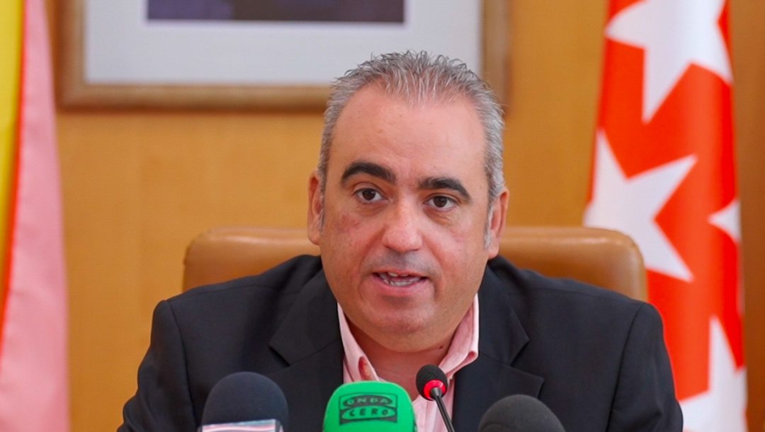 Javier Corpa, alcalde: “La seña de identidad de este Gobierno son las personas, para que nadie quede atrás; compaginando la acción social con las inversiones para continuar mejorando nuestro municipio”