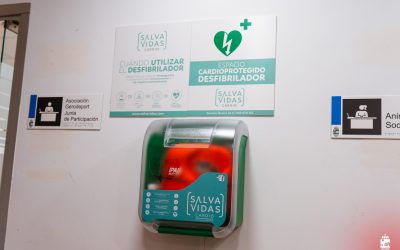 Instalación de nuevos desfibriladores en tres edificios municipales