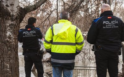 El alcalde de San Fernando de Henares, Javier Corpa; informa sobre la situación del río Jarama en la jornada de hoy, 5 de febrero