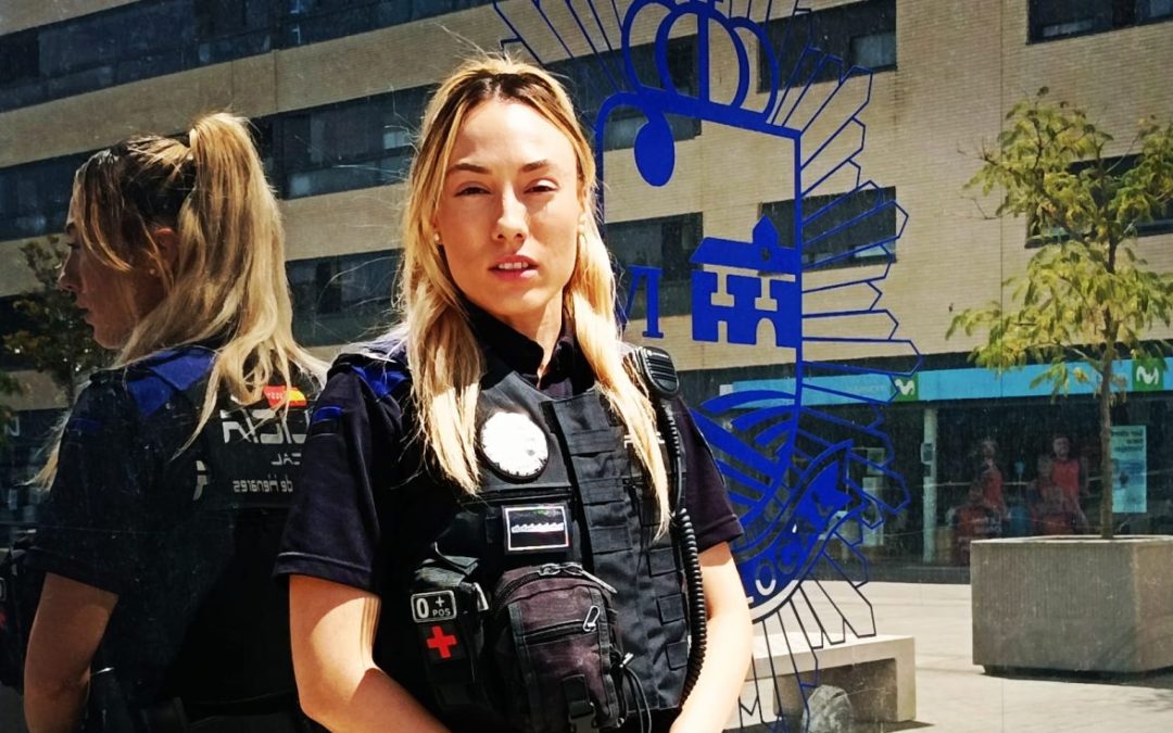 El Ayuntamiento de San Fernando de Henares pone en valor la intervención en un parto en domicilio de la oficial de Policía Local Nadia Lozano
